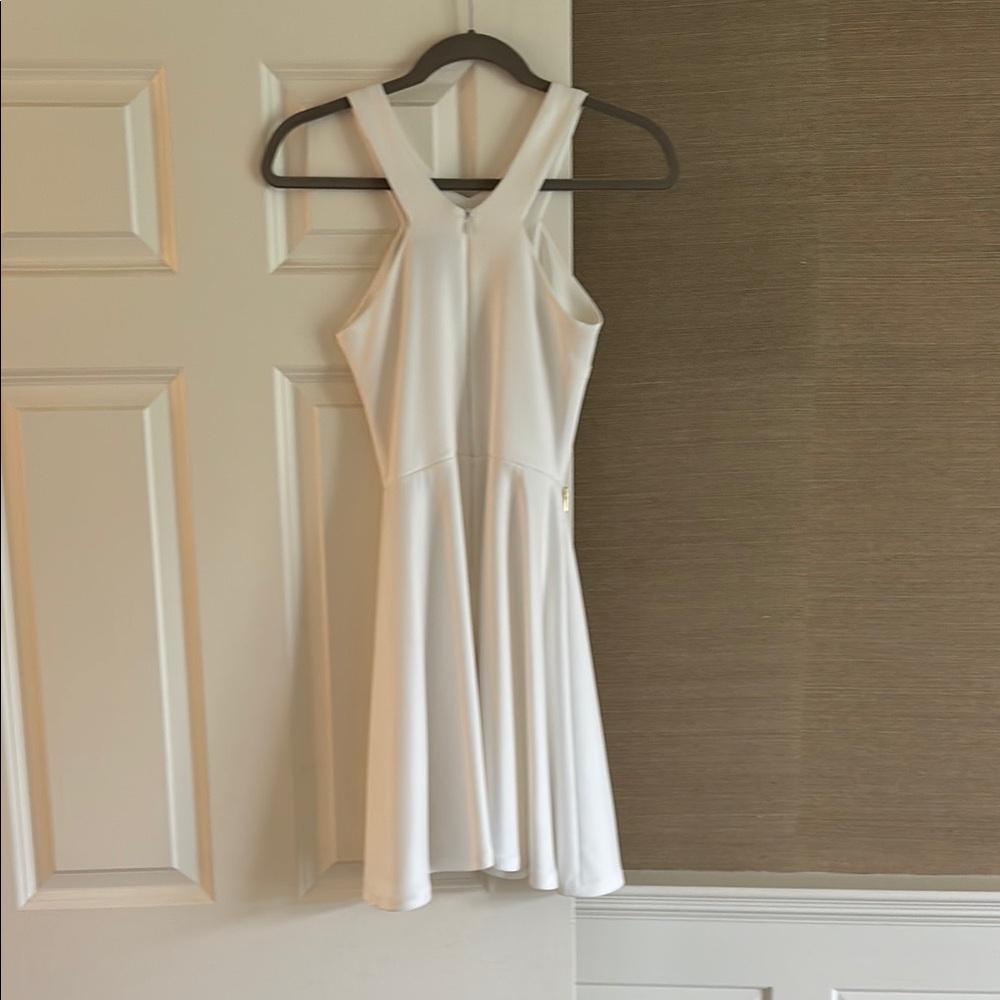 White Sleeveless Dress - Bloomingdales Aqua Size Medium - Graduation, Ceremonies - Picture 2 of 3
